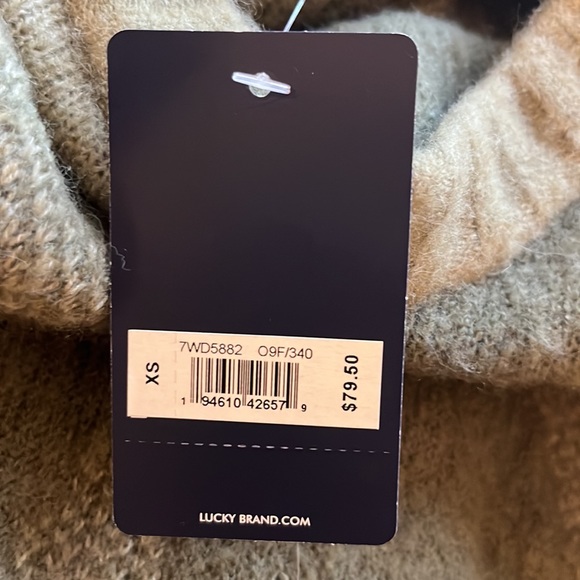 lucky brand sweater - Picture 3 of 3